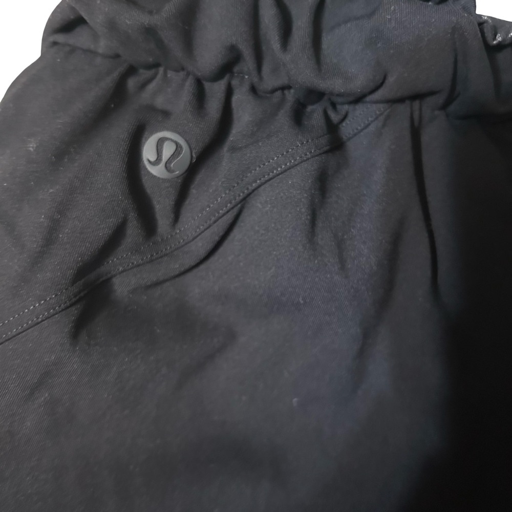 Lululemon Black Jogger Pants Size 6 Athletic Drawstring Lightweight - Picture 6 of 9